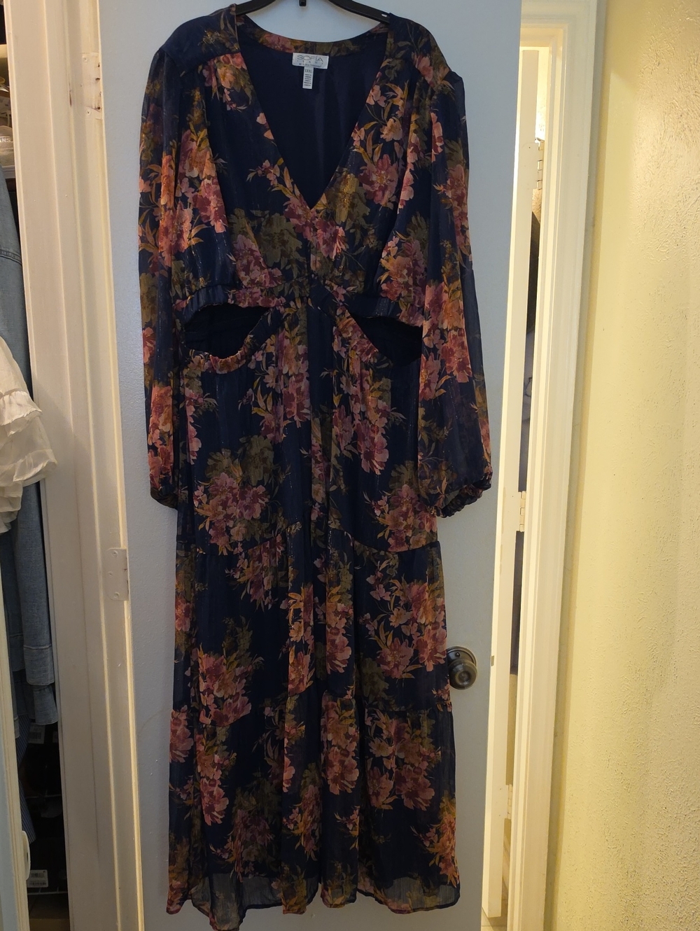sofia by sofia vergara Navy Floral Maxi Dress